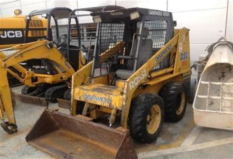 daewoo skid steer dealer locator